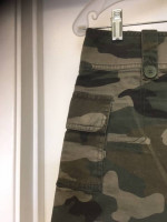 CAMO CUT OFF MINI SKIRT Sz 7