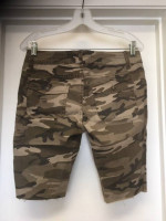 BEBOP WOMENS CAMO SHORTS Sz 7 Never Worn