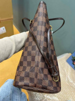 Authentic Louis Vuitton Neverfull MM