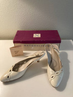 70s/80s All Leather Naturalizer Slingback Pumps in Origional Box