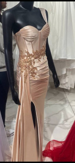 Beautiful gold dress