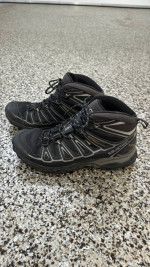 Salomon X-Ultra size 10.5