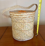 VTG Straw Raffia Woven Bucket Purse Tote Beach Sewing Basket