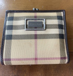 Burberry women wallet