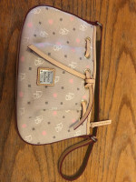 Like New Dooney & Bourke Purse 👜 10 1/2”L Tan /Hearts & All Bright Pink Ins