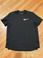 Nike Men’s Short Sleeve Top Size XL