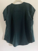 Fun 2 Fun Women’s XL Sleeveless Top - like new!