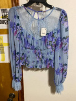 Free people $128 ladies s top blouse NWT