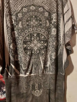 RUE 21 Grey loose top
