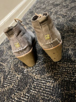 Sperry Top Sider leather heels