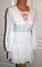 NWT! White SIZE SMALL Lace Up Babydoll Peasant Blouse Boutique Top