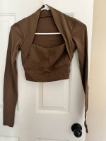 Womens XS active crop top wirh long sleeves
