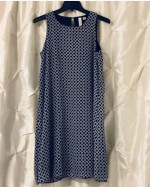 Size 6 Tacera Navy-White Shift Dress
