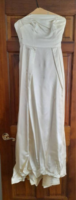 Vintage Strapless Wedding Gown