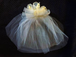 VINTAGE SHORT BRIDAL VEIL/HOLY COMMUNION VEIL- IN OFF WHITE