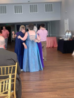 PLUS SIZE SPARKLY GLITTERY GOWN