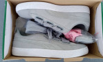 Puma NEW IN BOX Sz 7 Suede Basket Heart Metallic Safari 3 Types Laces