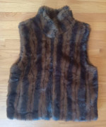 Coaco New York  Reversible faux fur sleeveless vest jacket  Size M