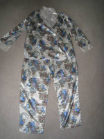 New 2-Pc Pajamas Set, Satiny Material w Warm Fleece Interior, Size Lg!