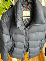 MONCLER MONTGENEVRE SHORT DOWN JACKET - Size 3 - AUTHENTIC- LIKE NEW!