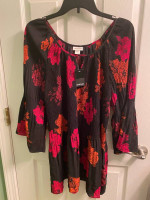 Avenue top light weight flowing size (18) brand NEW plus size