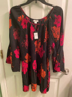 Avenue top light weight flowing size (18) brand NEW plus size