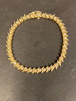 10K gold and diamond tennis bracelet