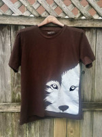 Nomad Fur Bearer Defender Brown T-Shirt - Size Medium - Like New