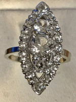 white Sapphire gold ring