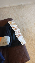 Pink yoga pants large medium and smal sports bra and a tank topl