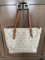 Michael Kors Large Zippered Vanilla Tote Bag/Purse