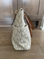Michael Kors Large Zippered Vanilla Tote Bag/Purse
