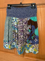 Teen Skirts $5 EACH Descriptions, sizes below