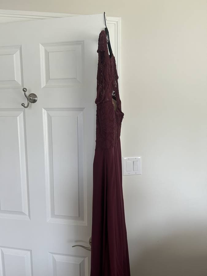Bridesmaid Dress\Prom Dress $75 or BO