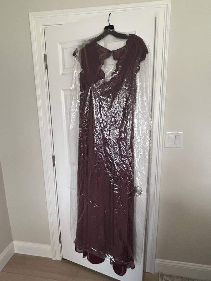 Bridesmaid Dress\Prom Dress $75 or BO