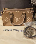 LV east west Dupe
