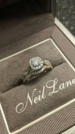 Women’s Neil Lane Rose Gold Diamond Ring Set. 14K Gold