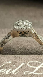 Women’s Neil Lane Rose Gold Diamond Ring Set. 14K Gold