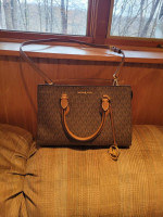 Michael Korrs Purse
