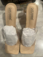 Cape Robbin clear heels nude size 7 new in box