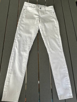 Articles of Society Size 26 White Jeans