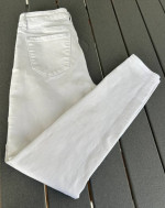 Articles of Society Size 26 White Jeans
