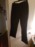 NEW...4 Scrub Tops prints 1 Black Pants