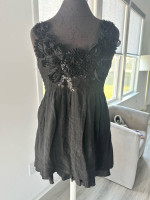 Daytrip Black Rose Tank