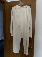New!  Misses Size M Beige Lounging Set
