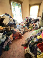 Pop-up Vintage Clothing (and more) by the Bag!
