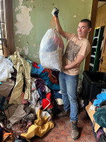 Pop-up Vintage Clothing (and more) by the Bag!