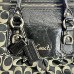 Coach Purse:Shoulder bag