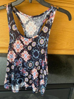 Cropped Tank Top - NEW