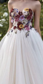 Never worn wedding dress